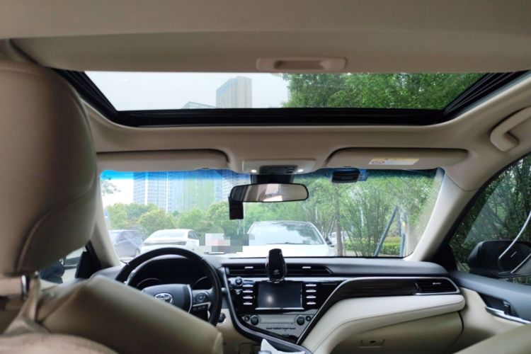 Used Toyota Camry 2018 2.0G Luxury Edition Headliner