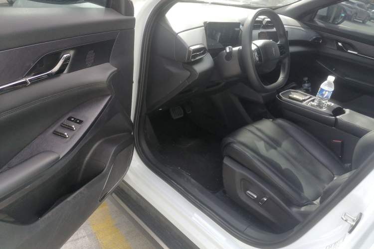 Used HEDMOS 06 2025 Model 520km
