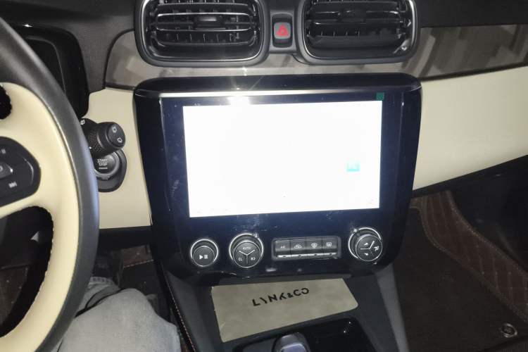 Used Lynk & Co 02 2022 1.5T DCT Shine Pro Audio And AC Panel