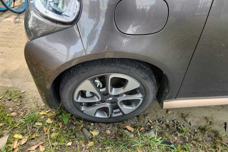 Used ORA White Cat 2022 Xiaoyue Mao Edition 401 km Flagship Model Lithium Ternary
