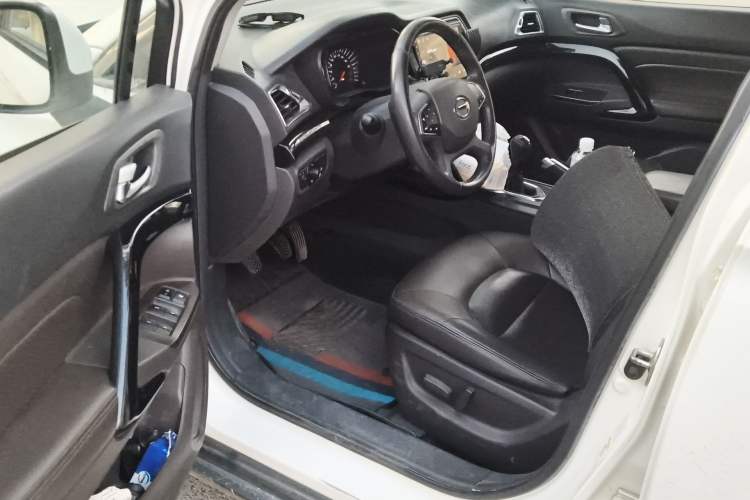 Used GAC Trumpchi GS4 2016 235T Manual Luxury Edition Driver Seat