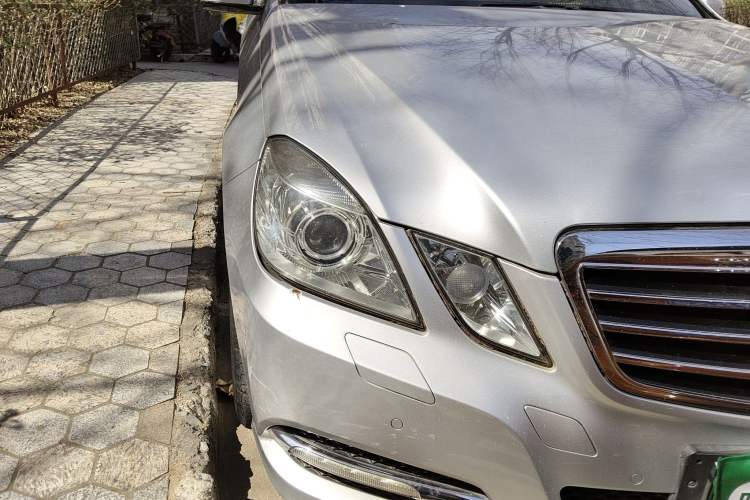 Used Mercedes-Benz E-Class 2010 E 300 L Fashion Model