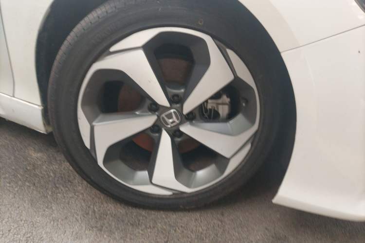 Used Honda Inspire 2019 Rui·Hybrid 2.0L Jing Shang Edition China VI Right Front Wheel Hub