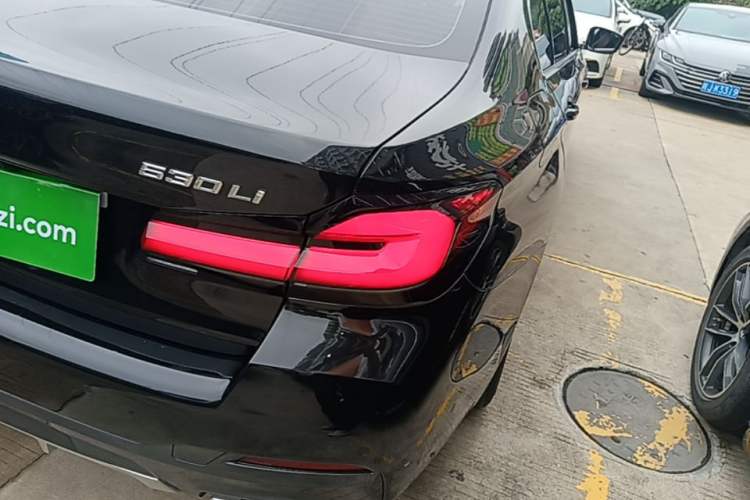 Used BMW 5 Series 2022 Restyled 530Li Leading Edition M Sport Package
