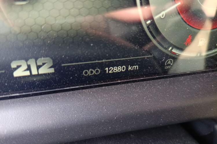 Used 212 T01 2025 2.0T Changfeng