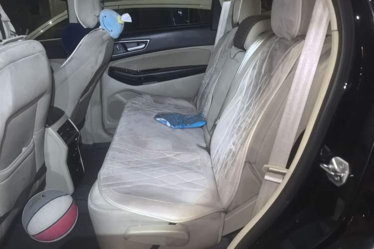 Used Ford Edge 2018 EcoBoost 245 Two-Wheel-Drive Titanium 5-Seater China V Standard
