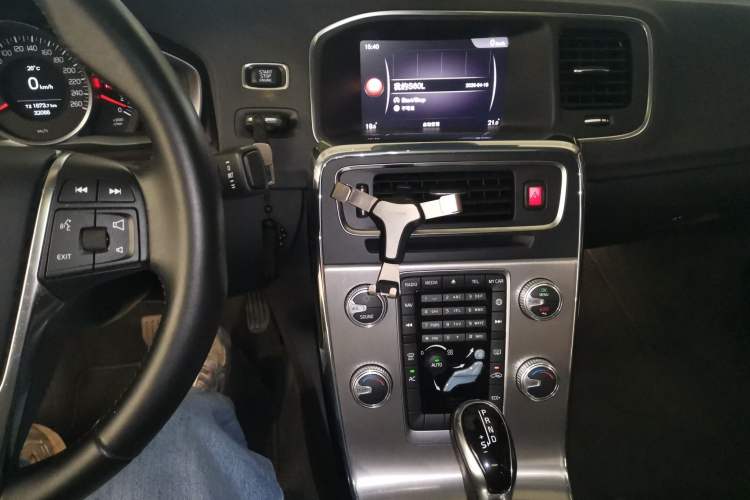 Used Volvo S60 2019 S60L Facelift T5 Intelligent Advanced Edition Audio And AC Panel