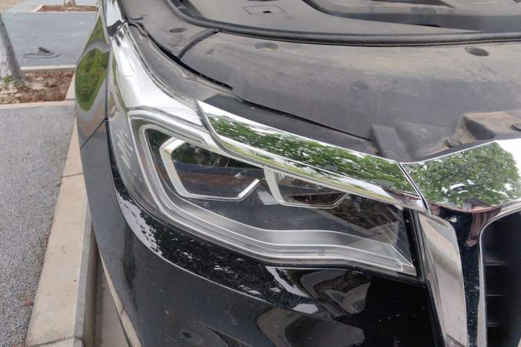 Used Hongqi HS7 2022 2.0T DCT Two-Wheel Drive Smart Connect Flagship Edition Seven Seats
