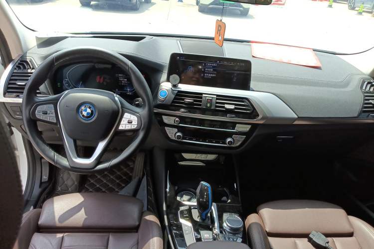 Used BMW iX3 2021 Leading Type
