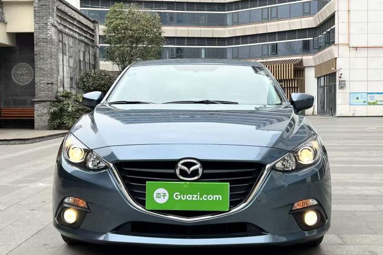 Used Mazda Mazda 3 Axela 2014 Sedan 1.5L Automatic Luxury Model