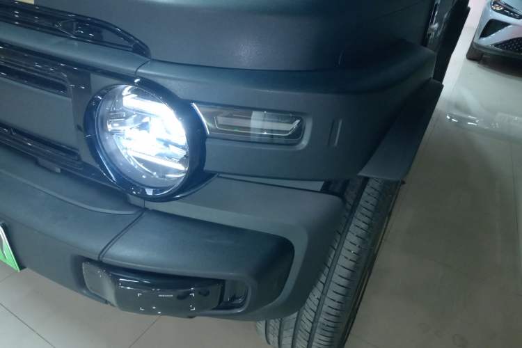 Used iCAR V23 2025 501 Four-Wheel Drive Intelligent Driving Version