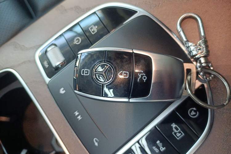 Used Mercedes-Benz E-Class 2022 Updated E 300 L Luxury Edition