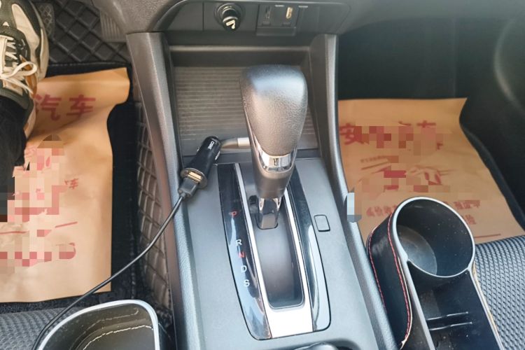 Used Honda Jade 2013 1.8L automatic Comfort version 5 seats
