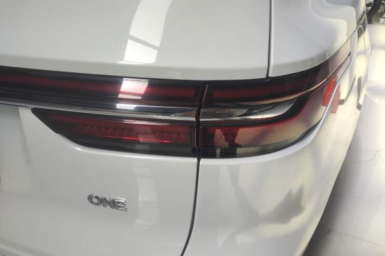 Used Li Auto ONE 2021 Extended-Range 6-Seater Version Right Rear Taillight