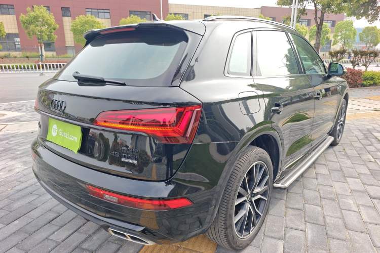 Used Audi Q5L 2025 45 TFSI Prestige Dynamic Edition Rear Right 45 Deg