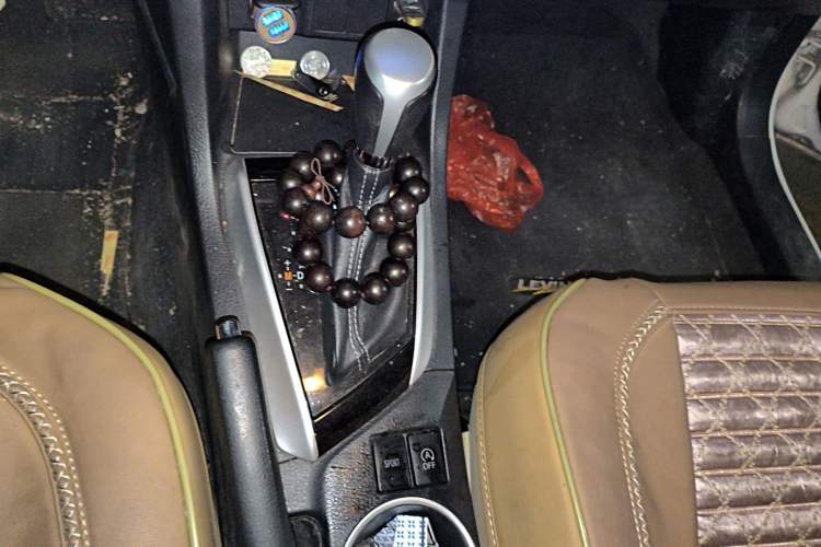 Used Toyota Levin 2017 Revised 185T CVT Elite Edition China V Standard Gear Lever