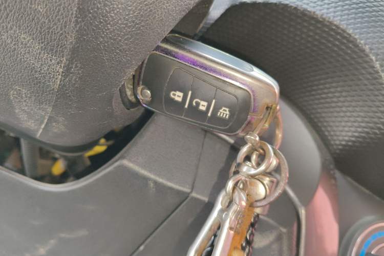 Used Great Wall Wingle 5 2017 2.0T European Version Diesel Two-Wheel Drive Elite Plus Big Double-Cab GW4D20D Interior 1