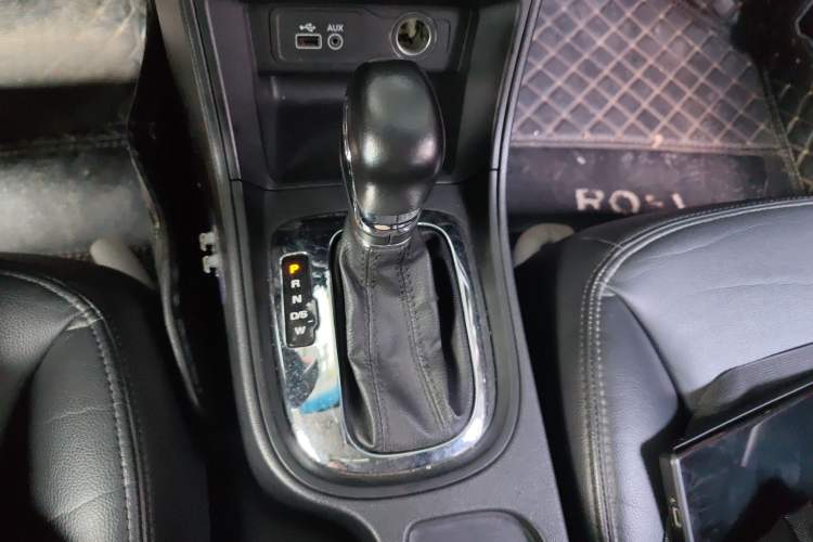 Used Roewe 360 2015 1.5L Automatic Luxury Edition
