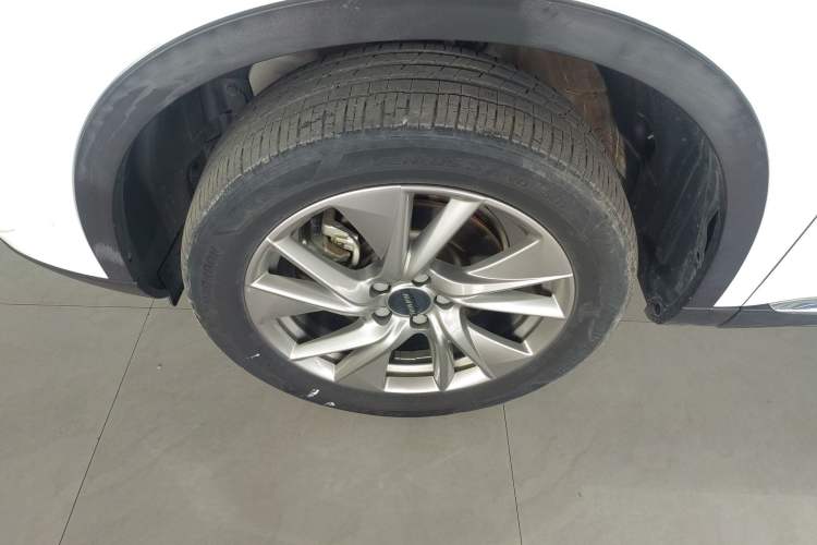 Used Haval H6 2021 3rd Generation 1.5T Automatic Two-Wheel-Drive Supreme Left Front Wheel Hub