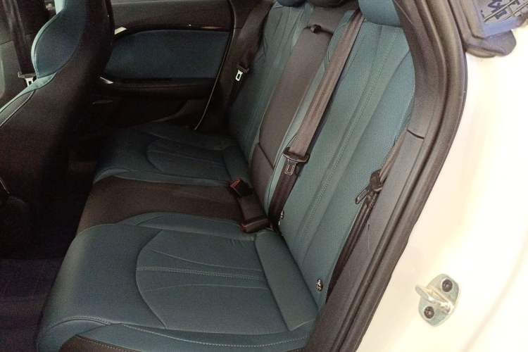 Used MG 7 2023 1.5T DCT Luxurious Supreme Edition Left Rear Seat