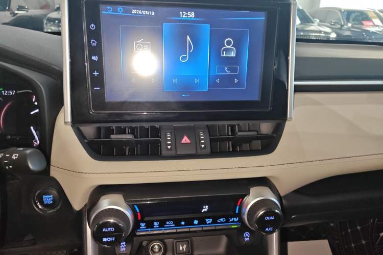 Used Toyota RAV4 2020 2.0L CVT Two-Wheel Drive Fashion Edition
