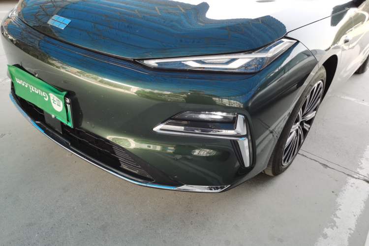 Used Geely Galaxy 8 2025 130km EM-P Starship Edition