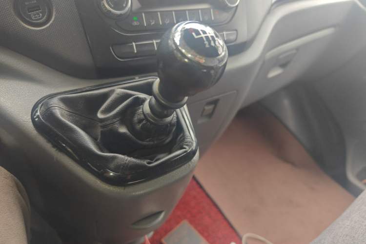 Used Foton Toano 2021 2.0T Manual Tongtu Long Wheelbase Mid-Height 5/6/7-Seater 4F20TC3