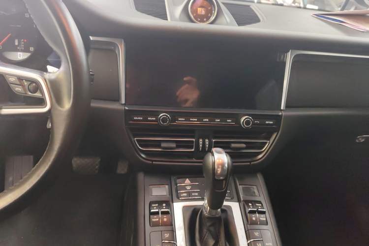 Used Porsche Macan 2021 Macan 2.0T
