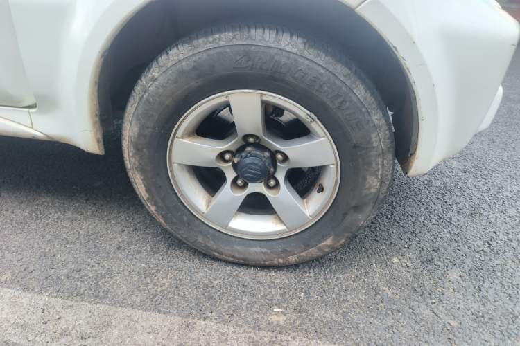 Used Suzuki Jimny 2012 1.3 AT JLX Right Front Wheel Hub