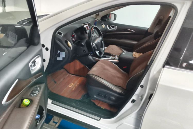 Used Infiniti QX60 2016 2.5 S/C Hybrid Two-Wheel-Drive Excellence Edition China V Standard
