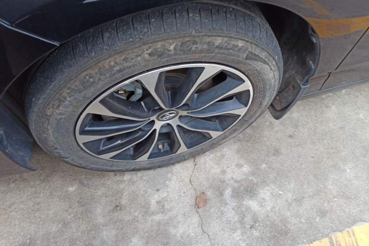 Used Toyota Avalon 2023 Dual-Engine 2.5L Luxury Edition Exterior 4