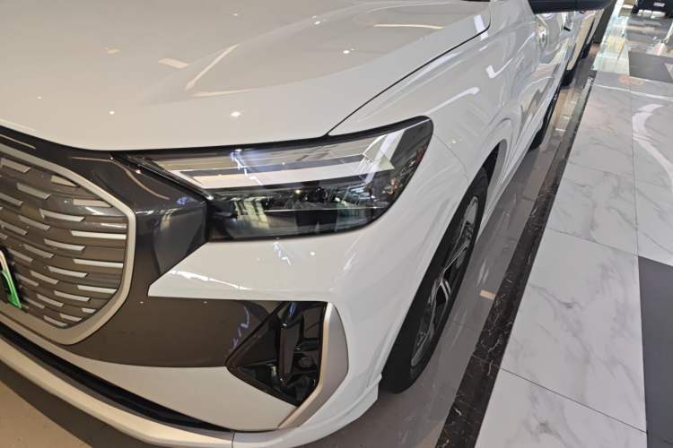 Used Audi Q4 e-tron 2023 40 e-tron Boundary Edition