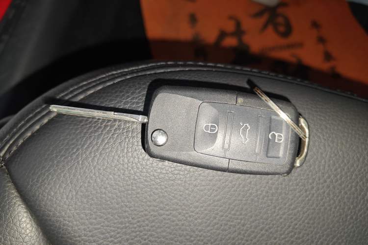 Used Volkswagen Polo 2016 1.6L Automatic Comfort Model