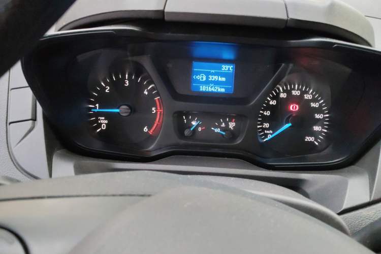 Used Ford Transit 2019 2.0T Diesel Multi-Purpose Commercial Vehicle Short Wheelbase Low Roof 6-Seater China VI Standard