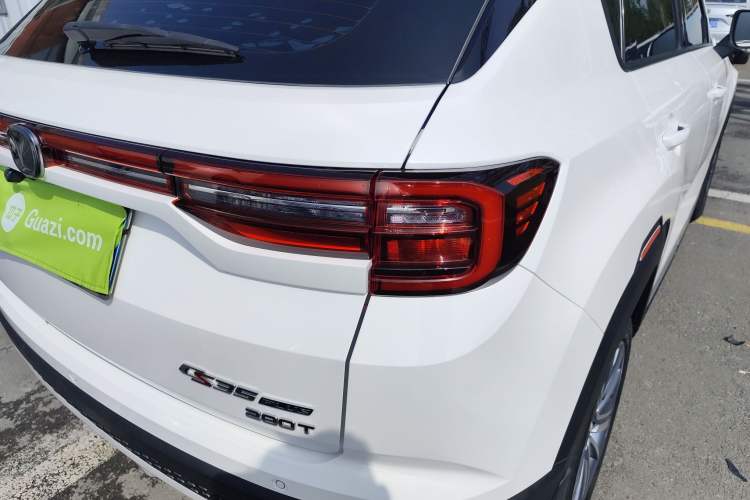 Used CHANGAN CS35PLUS 2019 1.4T DCT Chuanlian Blue Whale Edition Right Rear Taillight