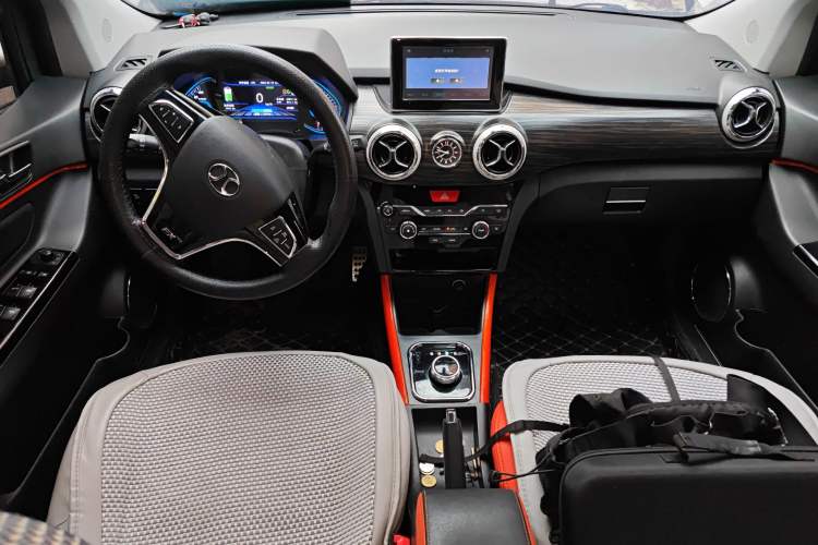 Used BAIC New Energy EX 2018 EX360 Trendy Edition Center Console