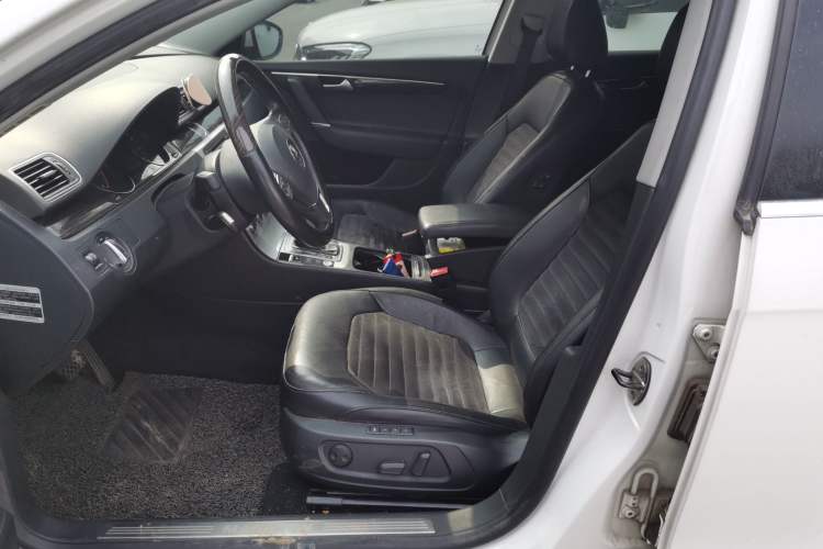 Used Volkswagen Magotan 2013 2.0 TSI Prestige Model Left Front Seat