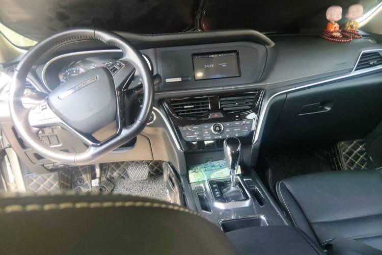 Used Venucia T90 2017 2.0L CVT Smart Edition