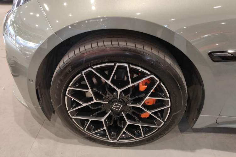 Used Zeekr 001 2024 WE Edition 100 kWh Rear-Drive
