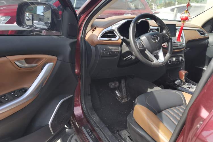 Used Soueast DX7 2015 1.5T Automatic Luxury Model
