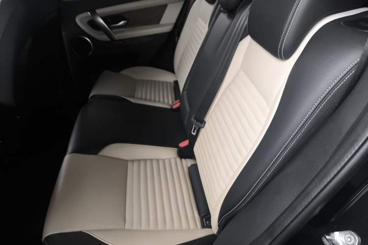 Used Land Rover Discovery Sport 2020 249 PS R-Dynamic Performance Edition