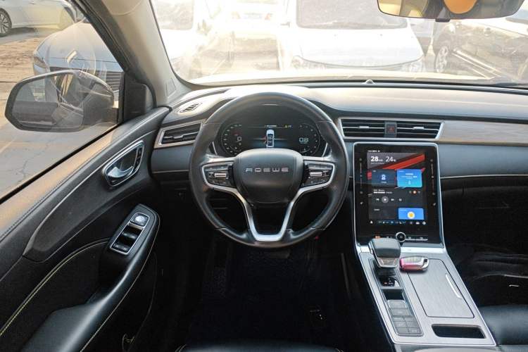 Used Roewe RX5 2020 PLUS 300TGI Automatic Ali National Trend Flagship Edition