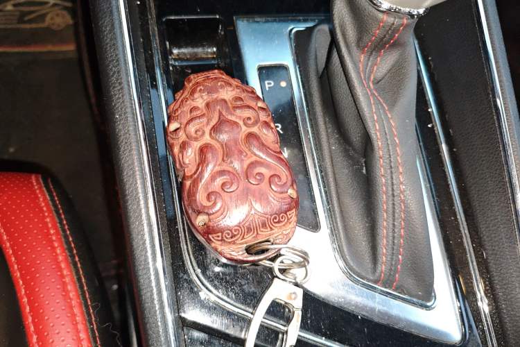 Used Venucia T60 2018 1.6L CVT Smart & Fun Version China V Standard Vehicle Key