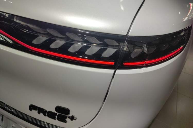 Used VOYAH FREE 2025 Model FREE+ Rear-Drive Qiankun Edition
