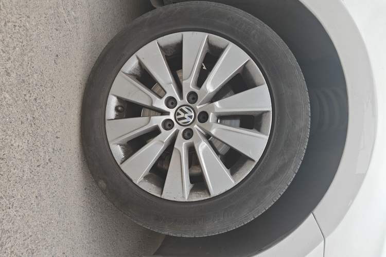 Used Volkswagen Lavida 2013 Revised Version 1.4 TSI DSG Comfort Edition