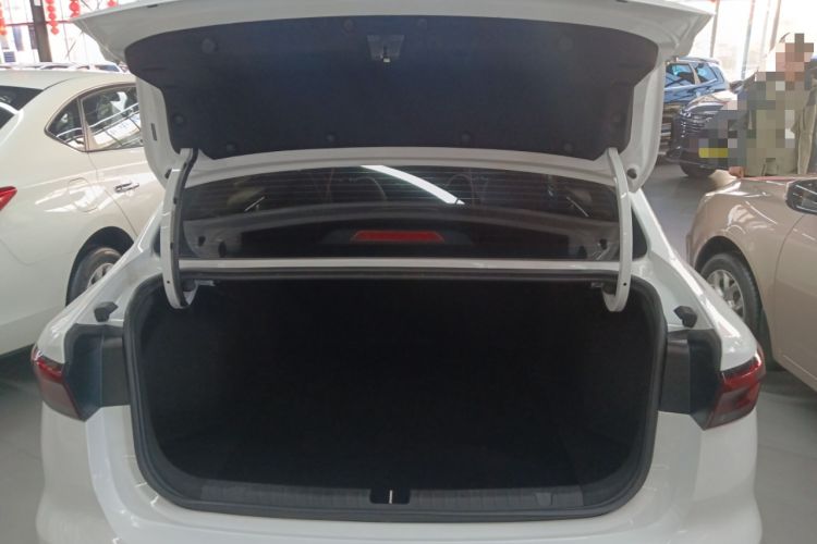 Used Geely Auto Emgrand 2023 4th Generation Champion Edition 1.5L CVT Luxury Model Trunk