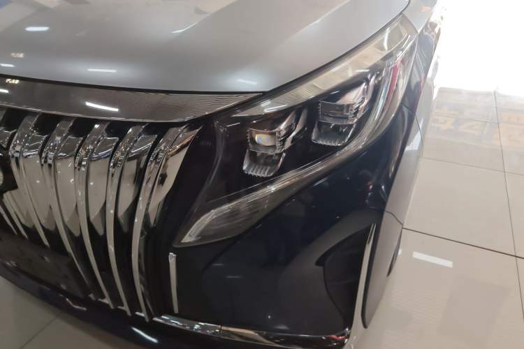 Used GAC Trumpchi M8 2021 Lingxiu Series 390T Deluxe Edition Left Front Headlight