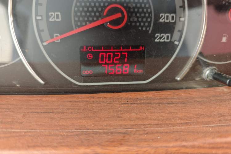 Used Wuling Zhengcheng 2015 1.8L Comfort Model LJ479QE2