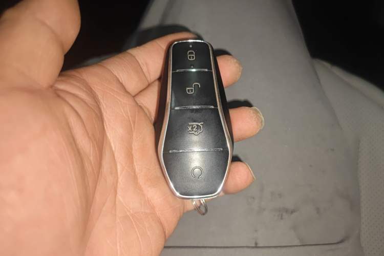 Used BYD Qin PLUS 2024 HONOR Edition DM-i 55KM Leading Model
