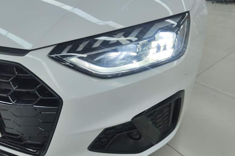 Used Audi A4L 2023 40 TFSI Luxury Dynamic Model